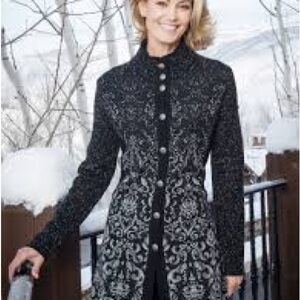 Icelandic Design Elegant Black and Gray Patterned Long Sweater L Wool